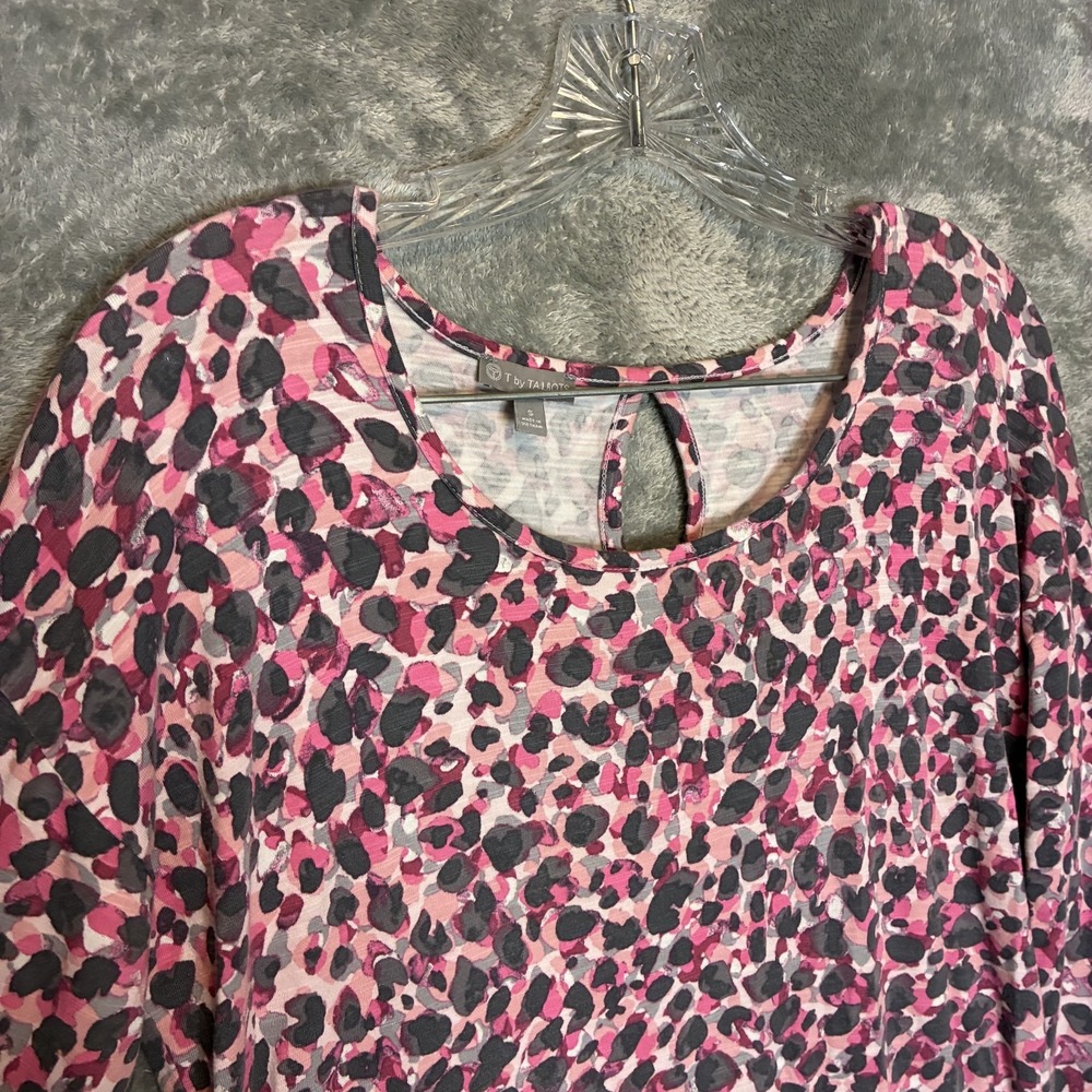 T by Talbots Womens Animal Print Tunic Top S Watercolor Activewear Athleisure